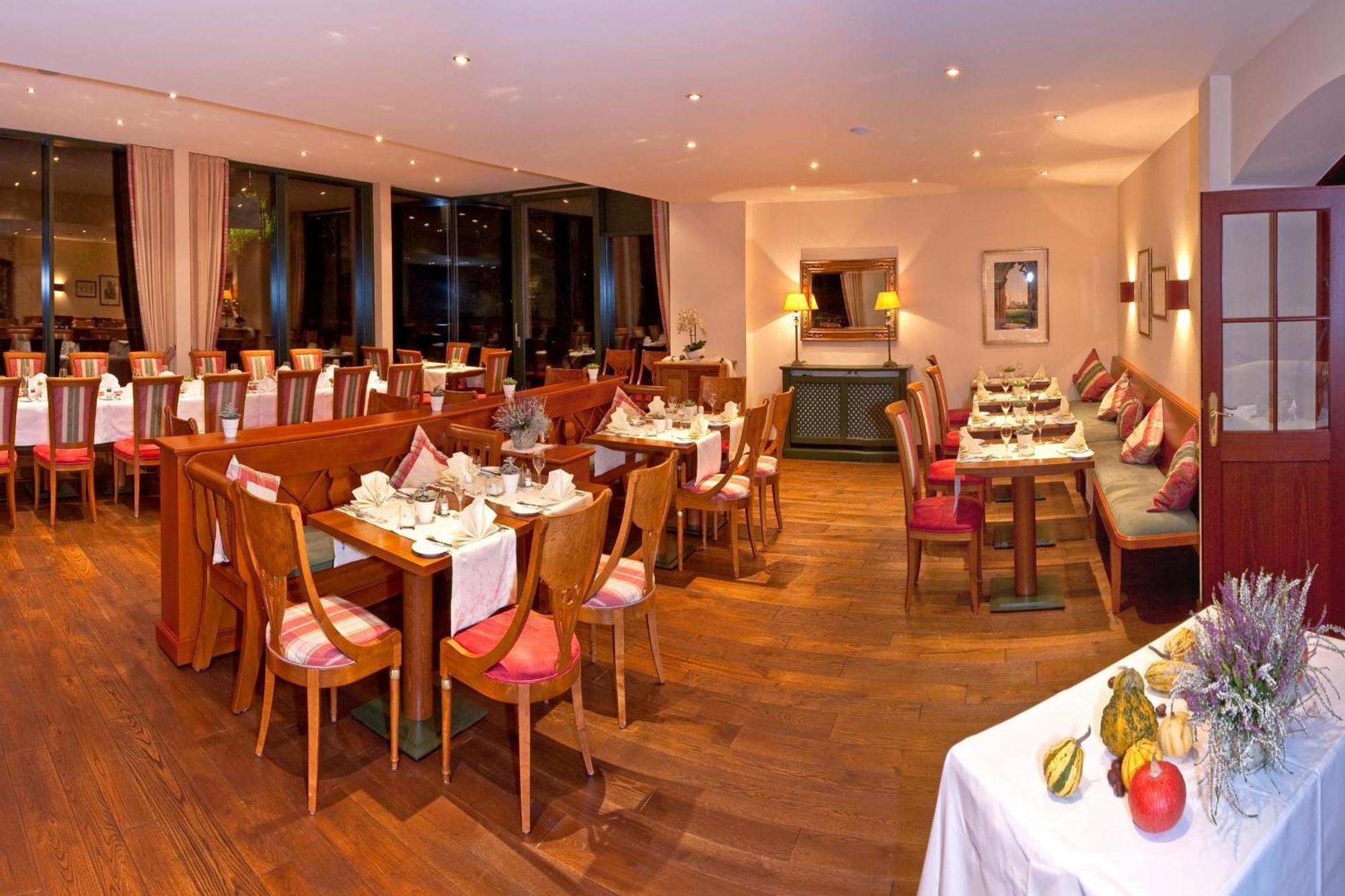 Hotel Kloster Hirsau คาล์ฟ ภายนอก รูปภาพ